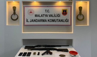 Akçadağ’da Horoz Dövüşü ve Silah Deposu! 10 Bin TL Cezaya Çarptırıldı!