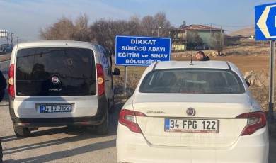 Elazığ Malatya Yolunda Korkunç Kaza! Otomobil Ve Hafif Ticari Araç Çarpıştı