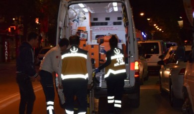 Malatya'da Ambulansla Otomobil Çarpıştı: Yaralı Sağlık Çalışanı Hastaneye Kaldırıldı!