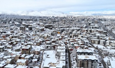 Malatya’da Eğitim 1 Günlüğüne Tatil Edildi! Soğuk Hava ve Buzlanma Uyarısı!
