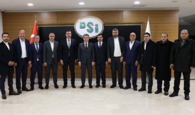 Pütürge’nin Geleceği İçin Kritik Adım: Bakan Yumaklı ile Büyük Çay Barajı ve Yeni Gölet Projeleri Masada