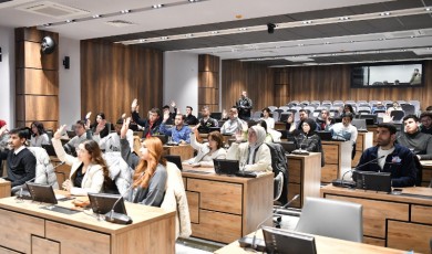 Yeşilyurt’ta Gençler Yerel Hizmetleri Görüştü: Yeni Projelerle Demokratik Katılım Artacak