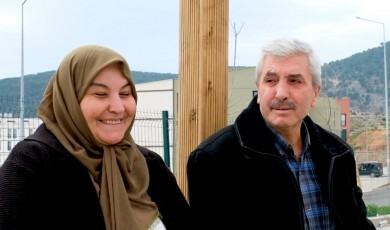 Balveren Ailesinin Bayram Sevinci: Yeni Evlerinde İlk Bayram