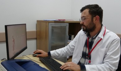 Bayramda Sağlıklı Beslenmenin Anahtarı: "Azar Azar Sık Sık Tüketim"