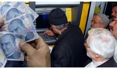 Emekli Bayram İkramiyesi 4.000 TL Oluyor! Yeni Düzenleme Meclis'ten Geçti