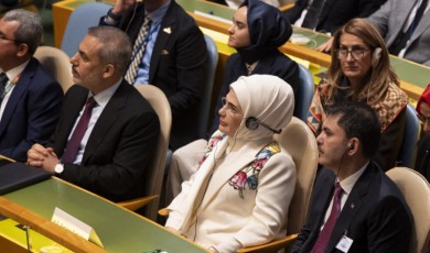 Emine Erdoğan'dan Moda ve Tekstilde Sıfır Atık Çağrısı