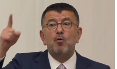 Hüccetullah HAKDER / Aynaya Baktın mı Evlat?