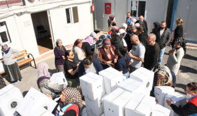 Malatya’da 27 Bin Gıda Paketi Dağıtılıyor