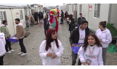 Malatya’da Bayram Kortejİ! Depremzedelere Moral Desteğİ