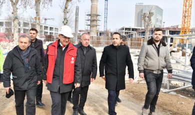 Malatya'da Tarihi Dönüşüm! 5000 Kişilik Yeni Camii ve Söğütlü Camii Ramazan’da Kapılarını Açacak!