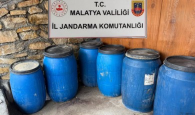 Tütün ve Alkol Kaçakçılarına Şok Baskın: 2 Kişi Gözaltında!