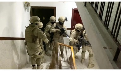 Zehir Tacirlerine Büyük Darbe: 23 İlde 56 Gözaltı!