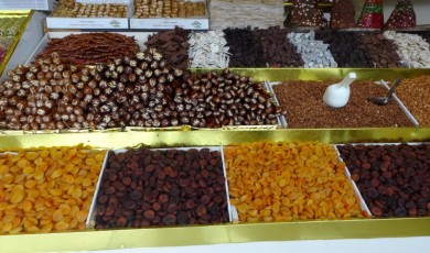 Çöpe Atılan Kayısı Şimdi Altın Değerinde: Naturel Kayısıda 700 Lira Şoku