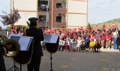 Malatya Bando Takımı, Şırnak'ta 23 Nisan'ı Coşkuyla Kutladı