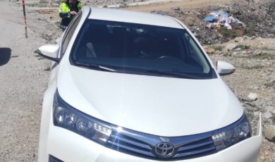 Malatya'da Sürücünün Kontrolünden Çıkan Araç Karşı Şeride Saptı