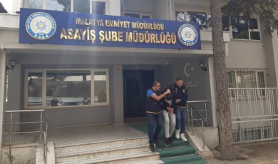 Sahte İsimle Kuyumcuyu Kandırdı: Kaçışı Uzun Sürmedi!