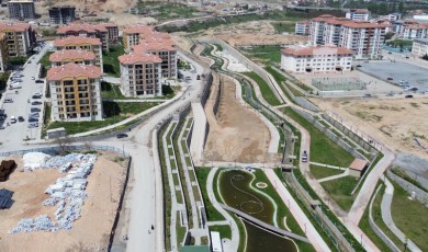 Derme Deresi Kıyısına Estetik Dokunuş! Şehit Fevzi’de Kaldırımlar Daha Güvenli Olacak