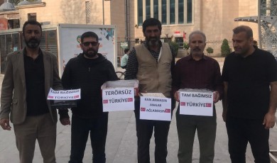 Kernek Meydanı'nda Lokumlu Mesaj: Terörsüz Türkiye İçin Birlik Vakti!
