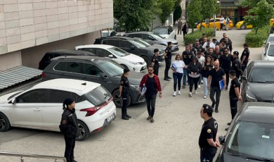 Şafak Operasyonunda Detaylar Şok Etti! Gözaltılar, Silahlar, Gözyaşı...