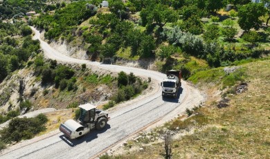 Bağköy Mahallesi'nin 40 Yıllık Yol Sorununa Büyükşehirden Çözüm