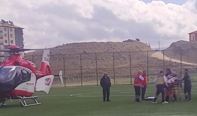 Dakikalarla Yarış: İki Hasta Ambulans Helikopterle Taşındı