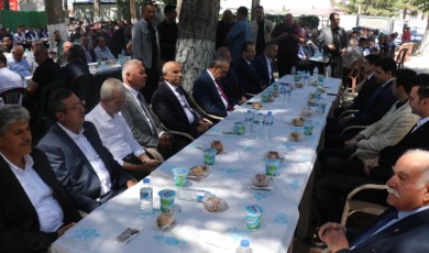 Vefatının 5. Yılında Vahap Küçük'e Vefa