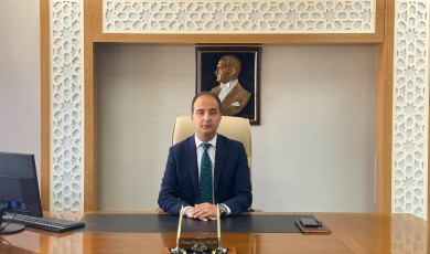 Yeşilyurt Kaymakamlığı’nda Yeni Dönem Başladı: Hasan Hüseyin Uzan İşbaşında