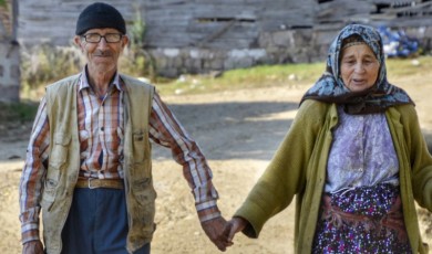 Alişan HAYIRLI / Mutluluk Nerede?