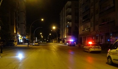 İki Grup Arasında Silahlı ve Bıçaklı Çatışma: Yaralı Var