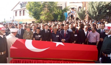 Kahraman Evlat Abdurrahman Akdoğan Ebediyete Uğurlandı