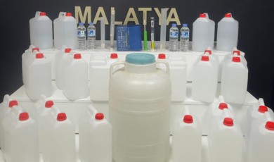 Malatya Polisi Kaçakçılara Göz Açtırmadı: Tonlarca Kaçak Ürün Ele Geçirildi