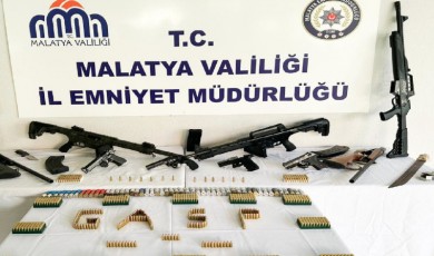 Polis Silah Teşhirine Geçit Vermedi: Sosyal Medyada Silah Gösteren 29 Kişi Yakalandı