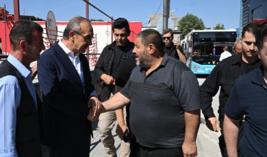 Valilik Binası ve Kapalı Çarşı'da Sabah Mesaisi