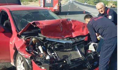 Cafana Mevkiinde Korkutan Kaza, Aile Hastaneye Kaldırıldı