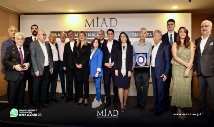 “Malatya’ya Hizmet Edenin Partisine Bakmayız!” – MİAD Buluşmasında Siyaset Üstü Vefa Konuşuldu