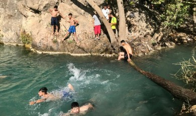 Serin Su, Muhteşem Manzara: Ama Çöpler Gölge Düşürüyor
