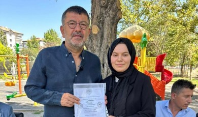 SGK’da Kriz Derinleşiyor: Genç Mezunlar Göreve Hazır, Atama Bekliyor