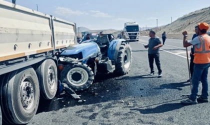 MALATYA-KAYSERİ YOLUNDA BİR KAZA DAHA: ÖLÜM YOLU ALARM VERİYOR
