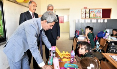 Malatya’da Eğitimin Nabzı Tutuluyor! Sınıflarda İlk Ders Heyecanı