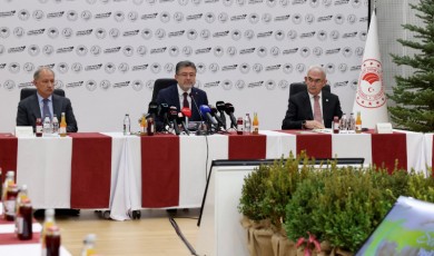 Bakan Yumaklı’dan Tüm Türkiye’ye Davet: Sevdamız Yeşil Vatan Olsun!