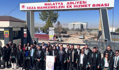 CMK Ücret Krizi Adliye Önlerine Taşındı: Genç Avukatlar Eylemde
