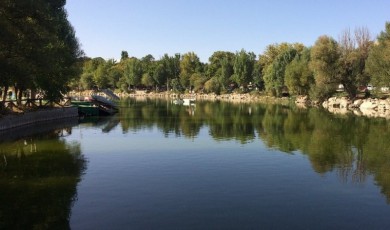 Engelli Çocuğu Vardı! 42 Yaşındaki Zübeyde Burkaz Gölette Hayatına Son Verdi