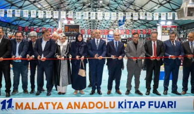 Malatya’da “Bir Kitap, Bin Umut” Temalı Kitap Fuarı Açıldı