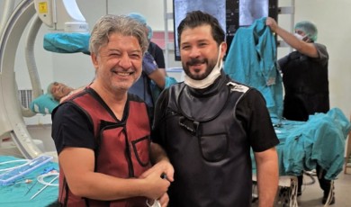 Turgut Özal Tıp Merkezi’nde Yüksek Riskli Hasta Cerrahiye Girmeden Şifa Buldu