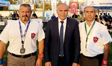 Uluslararası Arenada Gururumuz Oldular: Malatyalı Öğretmenler Dünya Güreş Şampiyonası'na Çıktı