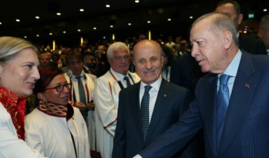 Üniversitelerde 3 Yılda Mezuniyet Dönemi Başlıyor! Erdoğan Reformları Açıkladı