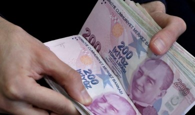 Yeni Yılda Gündelik Ücretler de Tırmanıyor: Memurun Fazla Mesai Ücreti Belli Oldu