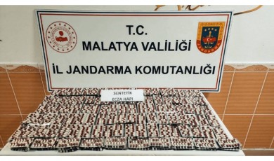 Yeşilyurt’ta Narkotik Darbesi: 4 Bin 438 Sentetik Hap Yakalandı