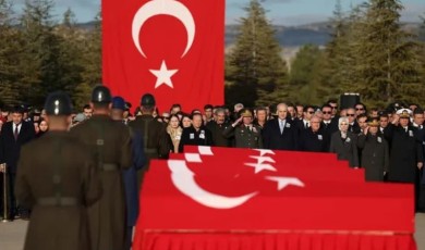 Azerbaycan'da Düşen C-130 Uçağındaki 20 Kahraman İçin Uğurlama Töreni Düzenlendi 