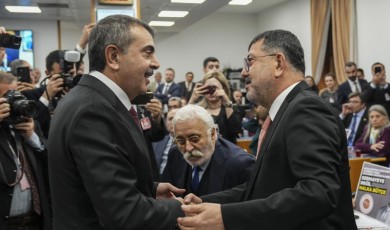 Bütçe Görüşmeleri Alevlendi: Ağbaba: Bakanlığı Ben Yönetmiyorum! Tekin: Karnen Sıfır